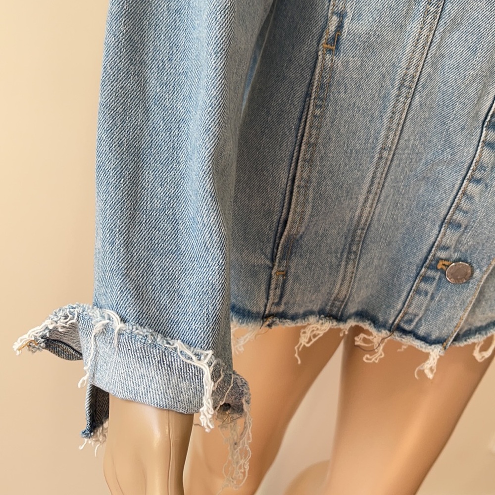 ZARA | Collarless distressed denim jacket - Picture 6 of 13